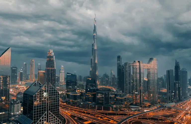 ahmed-aldaie-aKj9uDanF18-unsplash