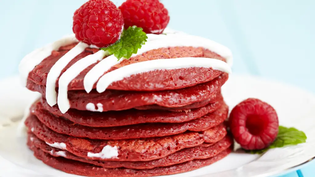 pancake, breakfast, cream. berries
