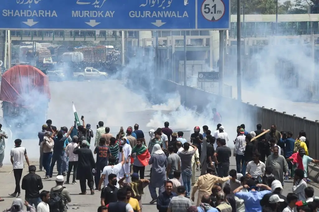 Police crackdown disrupts PTI protests nationwide as demonstrators confront security forces
